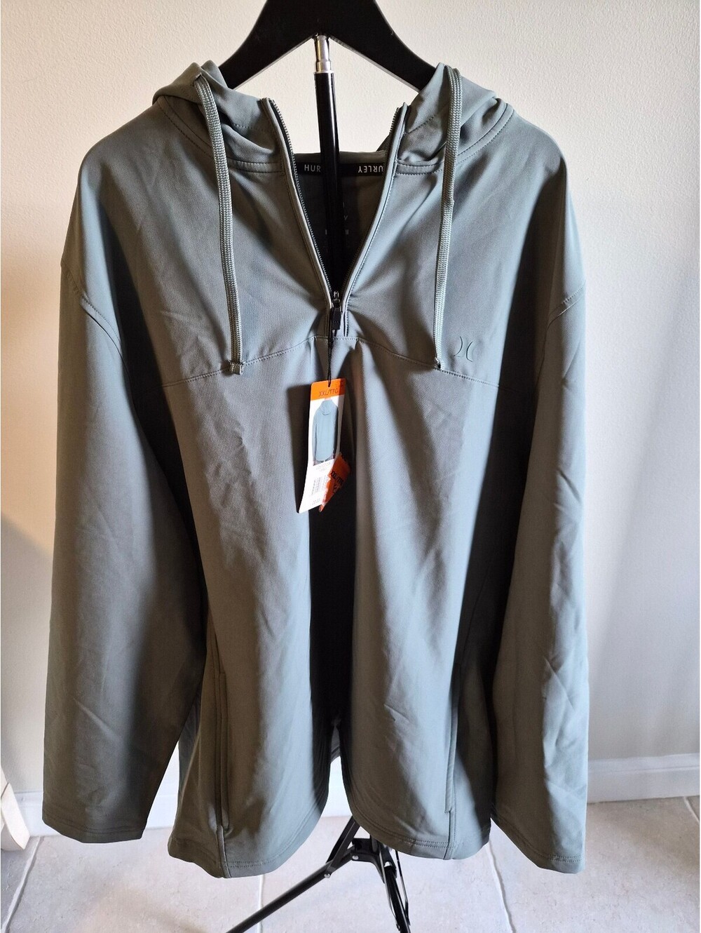 Hurley Men's Hoodie Pullover XXL Gray with Half-Zip and Hood 0141